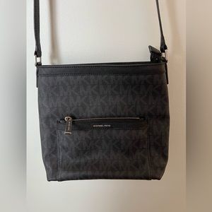 Michael Kors black hand bag